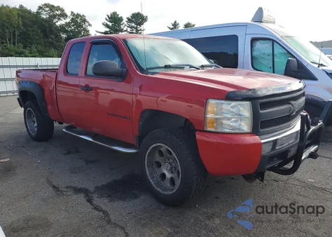 2007 Chevrolet Silverado K1500 z USA, uszkodzony, nr VIN 2GCEK19J371631051